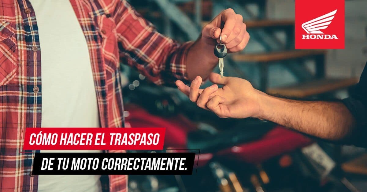 ¿Cómo hacer traspaso de una moto? normas legales