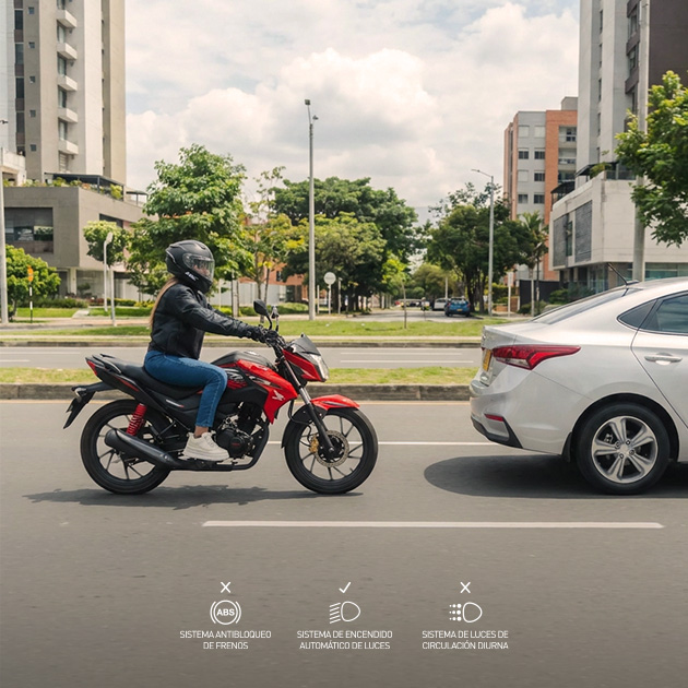 Distancia de moto con carro en la vía