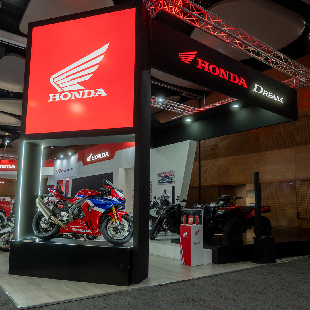 Stand de honda en la feria de las dos ruedas