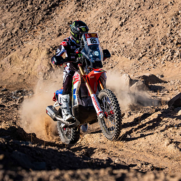 Moto honda en rally dakar 2025