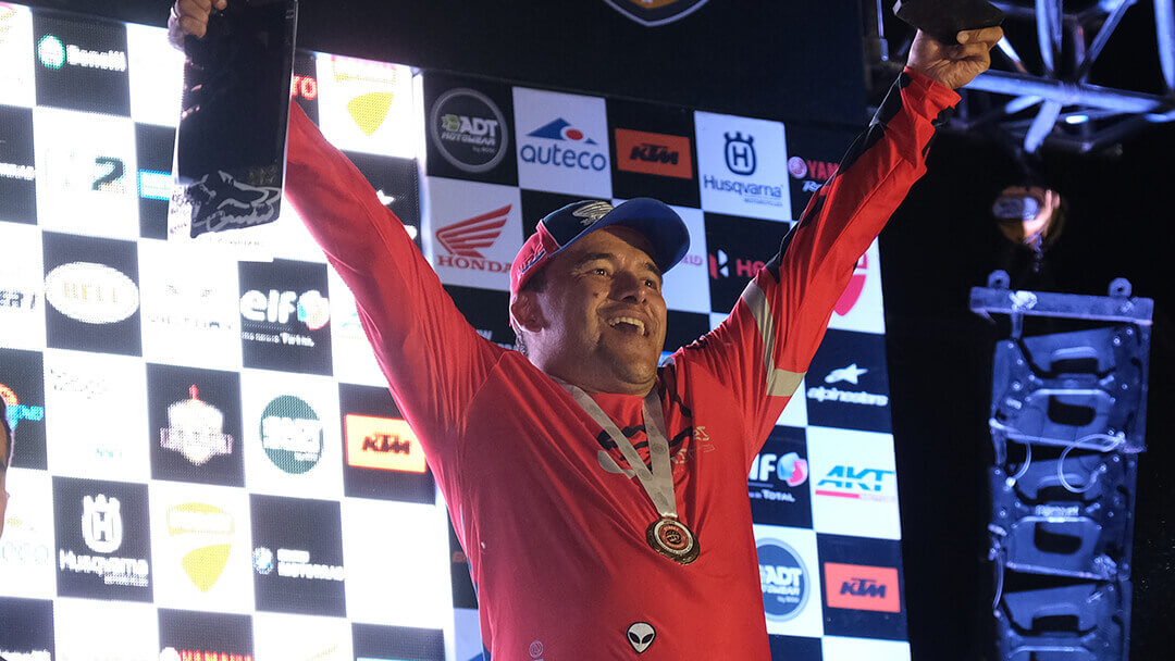 Hector Urrego, categoría Legendarios, primer lugar en una CRF 1000 AFRICA TWIN